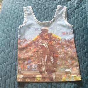 Kids graphic top